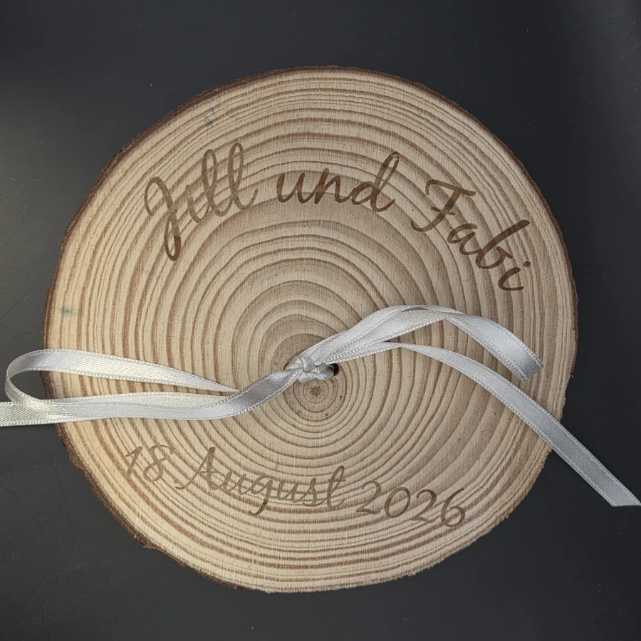 Ringkissen aus Holz